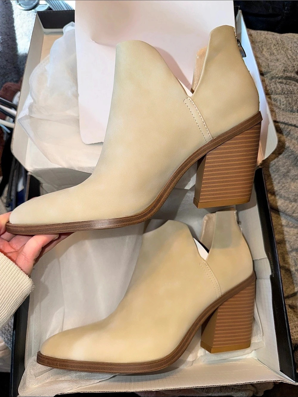 Block Heel Ankle Boots US 8.5 NWT